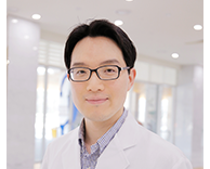 신경차단술 받은 폐경기  환자, 골다공증약 반드시 복용해야 - 마취통증의학과 김영욱 교수