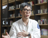 노인에 특히 치명적인 ‘폐렴’... 국제성모병원 호흡기내과 정재호 교수