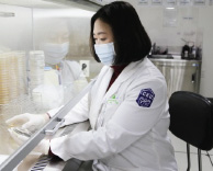 김자영 의진균 병원체자원전문은행장 “출발 4개월만에 신종 균 발견”
