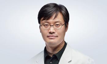 국제성모병원 정진우 교수, 단일공 로봇수술 100례 달성