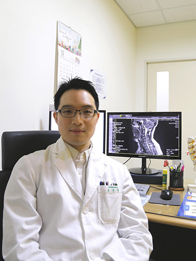 목 디스크 신경차단술의 성공률과 안정성 높인 새로운 시술방법 개발-가톨릭관동대학교 국제성모병원 마취통증의학과 김영욱 교수